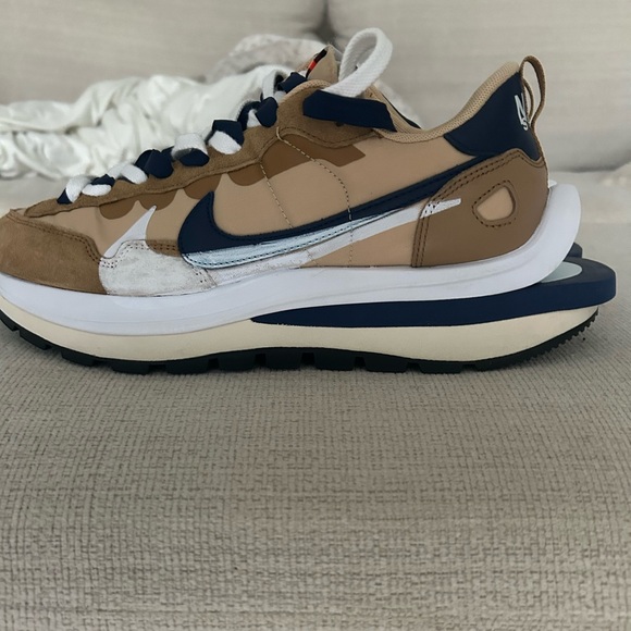 sacai x VaporWaffle 'Sesame Blue Void' - Picture 5 of 5